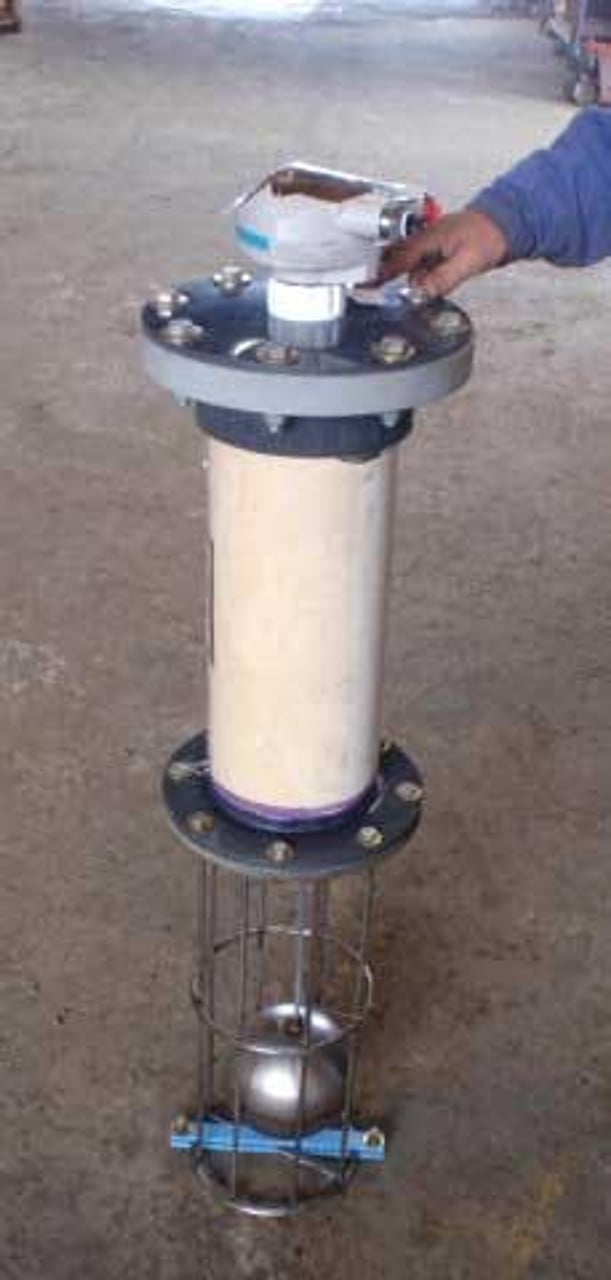 Wemco flotation level Control components, stilling well/float cage