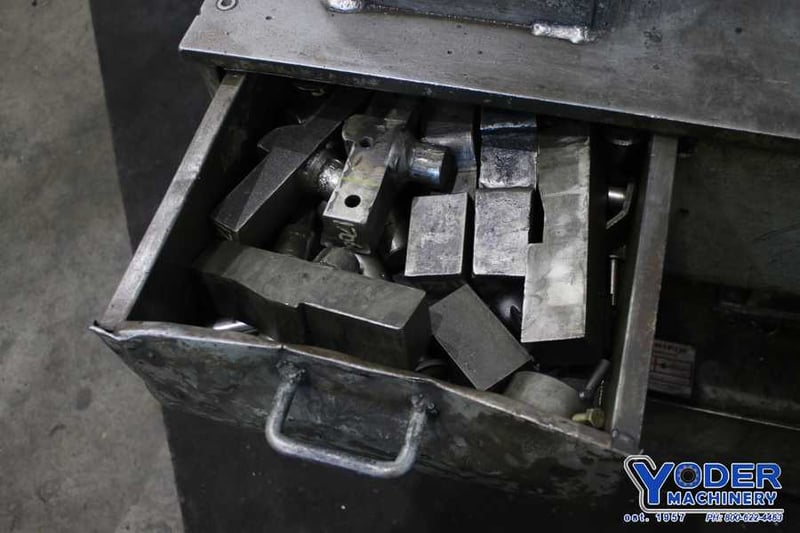 Hannifin, 20 ton hydraulic pipe notcher & bender, 4" stroke, 14" x9