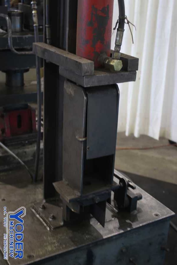 Hannifin, 20 ton hydraulic pipe notcher & bender, 4" stroke, 14" x9