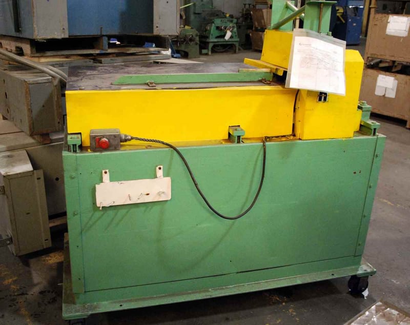 Carver Industries, 24" x .035" panel grooving machine for Sale Surplus Record