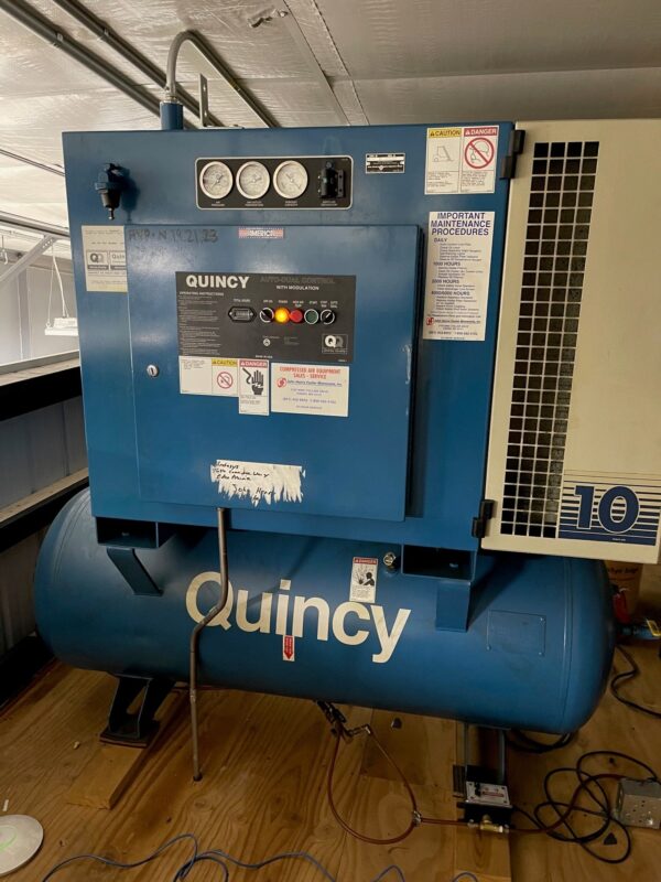 125 psig, Quincy #QMT10ACA22SF, 10 HP Air Compressor, air cooled