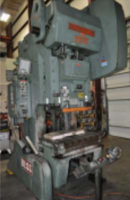 110 Ton, Bliss #C-110-B/G, 8" stroke, 20-40 SPM, variable speed, 17" Shut Height, air clutch, 1992