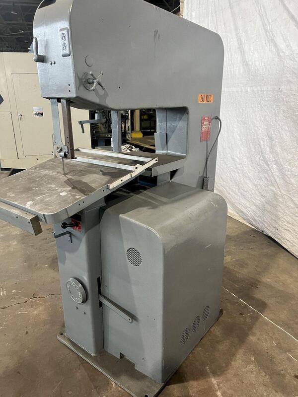 36" DoAll 36131, vertical bandsaw, 16" wheel, 505200 FPM, 11/2 HP