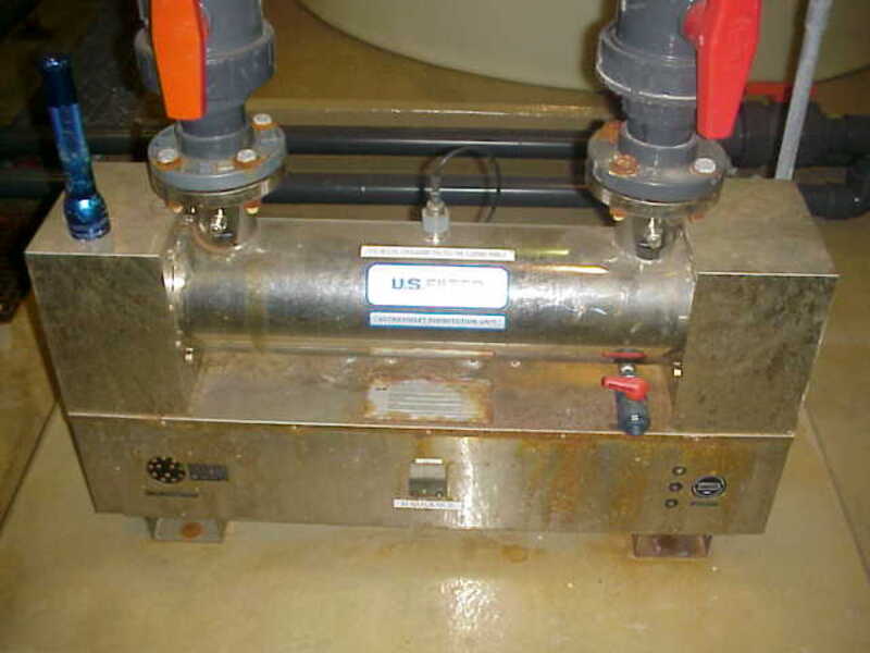 Aquafine #CSL12R, Ultraviolet UV light for Water Treatment, 70 hours, 118 V., 6.50 Amps, 173 GPM