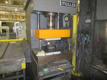 75 Ton, Muller #CL-75, Hydraulic Trim Press, 20" stroke, 11-1/2" daylight, 12.6" throat, 30" x 24" table