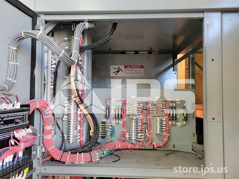 400 Amps Sa 81000 Series Vacuum Indoor Switchgear 5 KV Two 400 Amps ...