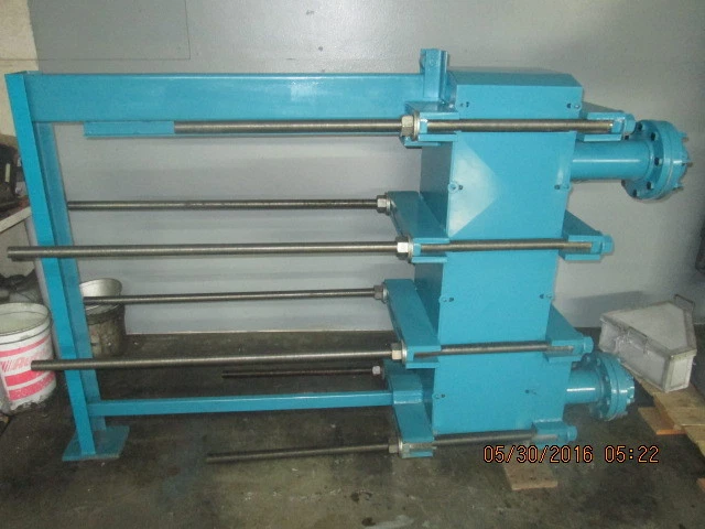 212 sq.ft., Tranter, UFX-26-5-HP-75, Superchanger heat exchanger, Stainless Steel, 100 psi @ 150°, 1242 lbs