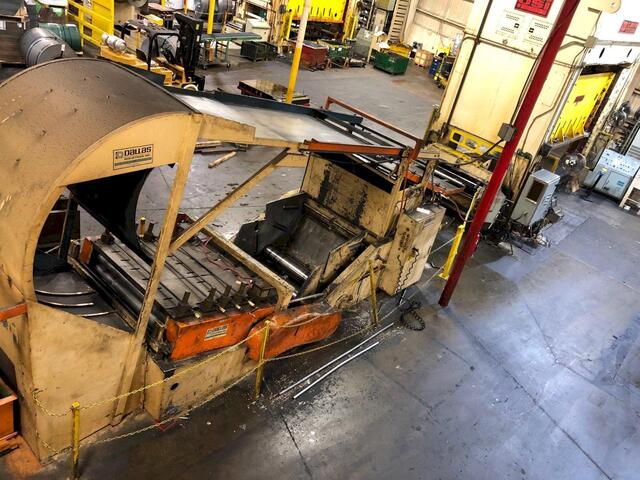 30000 lb. Dallas #DCC-30,000-60, coil cradle straightener comb uncoiler, 60" W x .250" stock, 72" outside