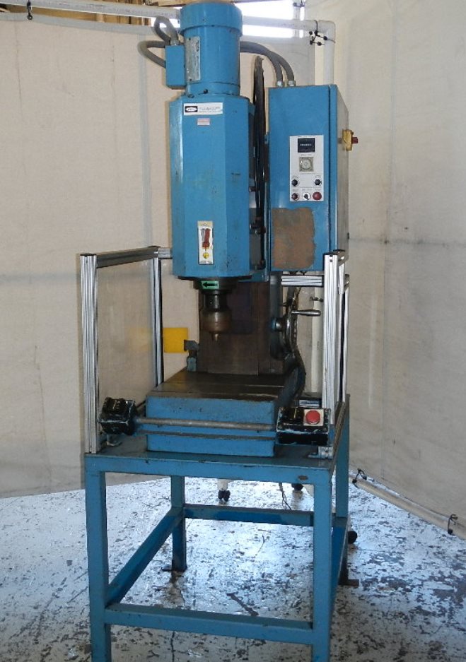 VSI Automation #TM-23, riveter, 3" stroke, 9" throat, 15" open, Allen Bradley Micrologix 1000 PLC, 1996