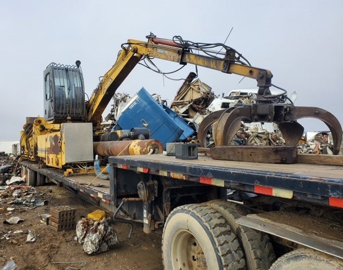 Colmar USA Inc #B5000, Portable Baler/Logger w/Crane, 32" x 24" x Variable Bale Size,