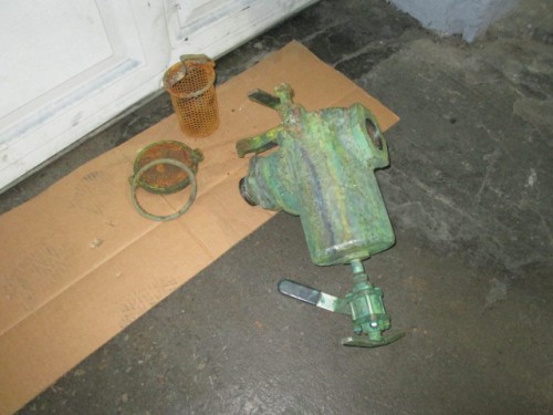 4" Kraissl Co., basket strainer, 2" inlet/outlet, 4" diameter x 5" deep removable basket