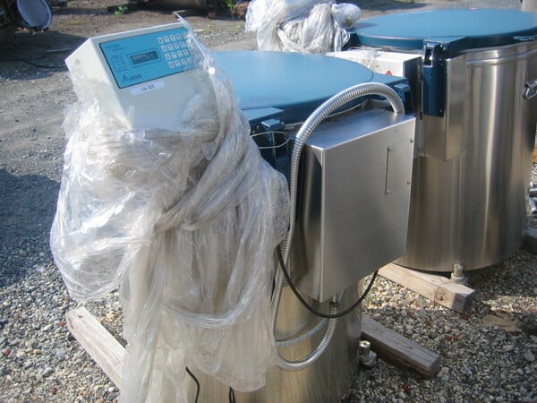 260 gallon MVE, liquid nitrogen vial storage Stainless Steel tank, unused for Sale Surplus Record