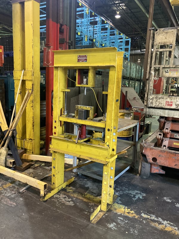 Tucker 50 Ton Shop Press Cylinder