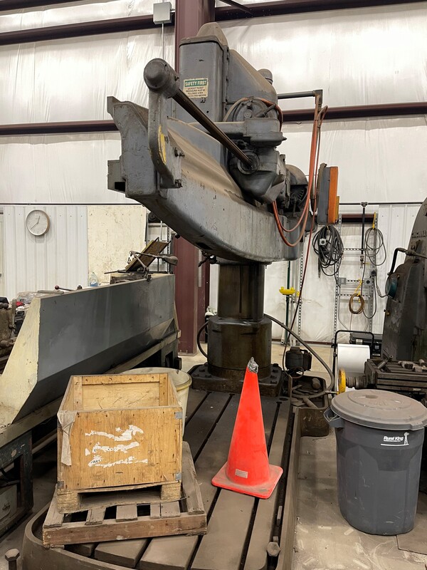 8' -19" Cincinnati Bickford #6E, column radial drill, 10-1250 RPM, 1950