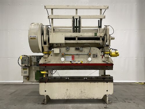 135 Ton, Cincinnati, mechanical press brake, 6' overall, #15922