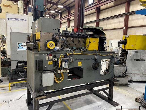 18" x .156" Dallas #DRFXS-618, servo feed straightener, 9 roll pull thru straightener, R to L, 2011