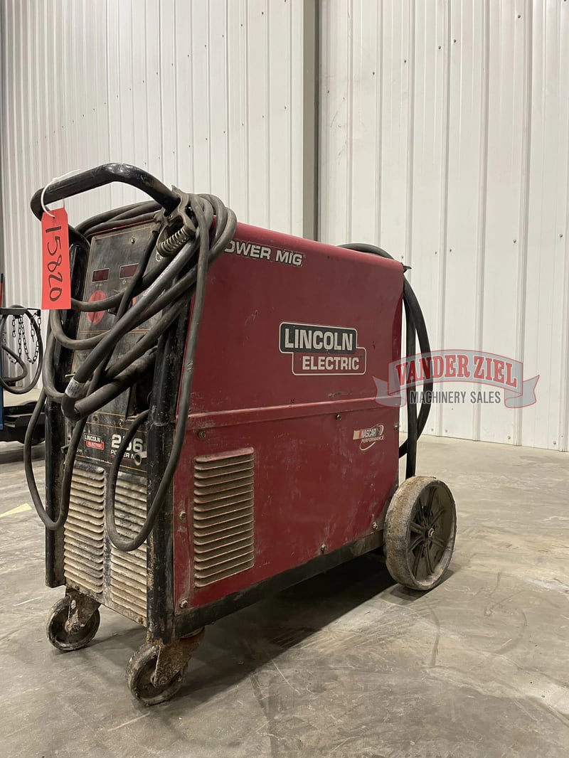 Lincoln #Maxtrac-256, electric power mig welder K3068, #15820