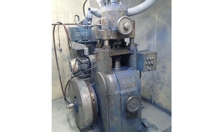 75 Ton, Baldwin Defiance, tablet press, mechanical, air clutch, shuttle feed shoe, 2-1/4" depth of fill