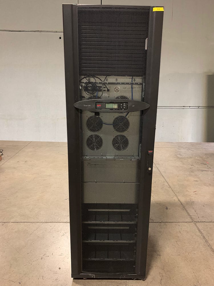 30.0 KVA APC Smart uninterruptible power supplies VT, 208 Volts, uninterruptible power supplies system