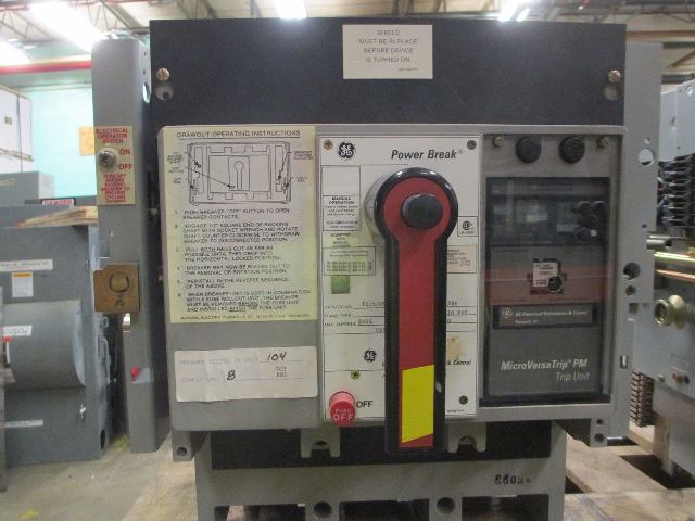 2000 Amps, General Electric, TC2020TTHE1R, 600 VAC, electrically operated, drawout