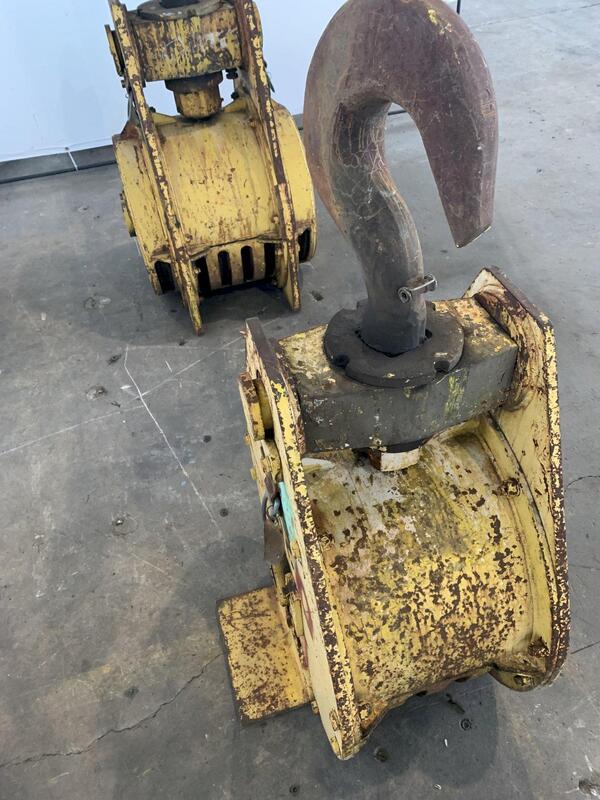 25 Ton 50000 lb. P H crane hook block for Sale Surplus Record