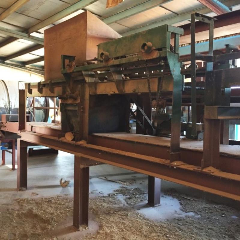 Jackson Lumber Harvester 30D6, Shaving Mill, Chain Drive 41/2' Boxes