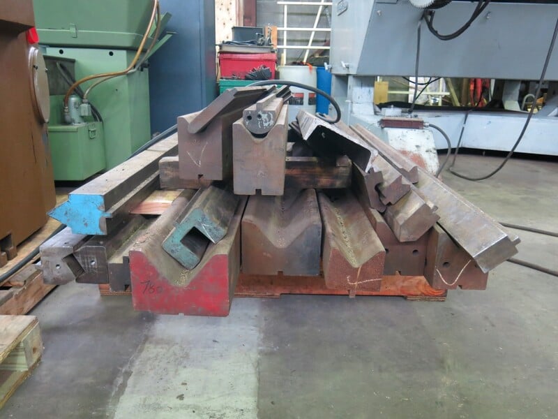 96" L Press Brake Dies, Large Capacity, VOpenings 3" 12", 18" 96