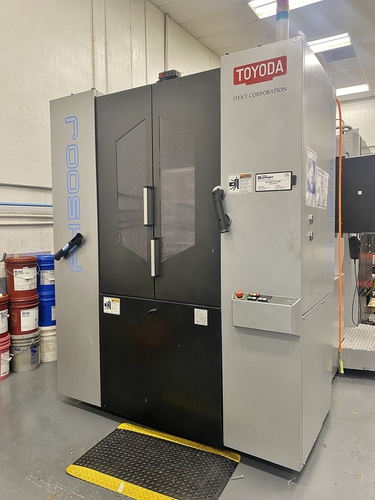 Toyoda #FH-500J, horizontal machining center, 60 automatic tool changer, 28.7" X, 28.7" Y, 33.4" Z, 15000