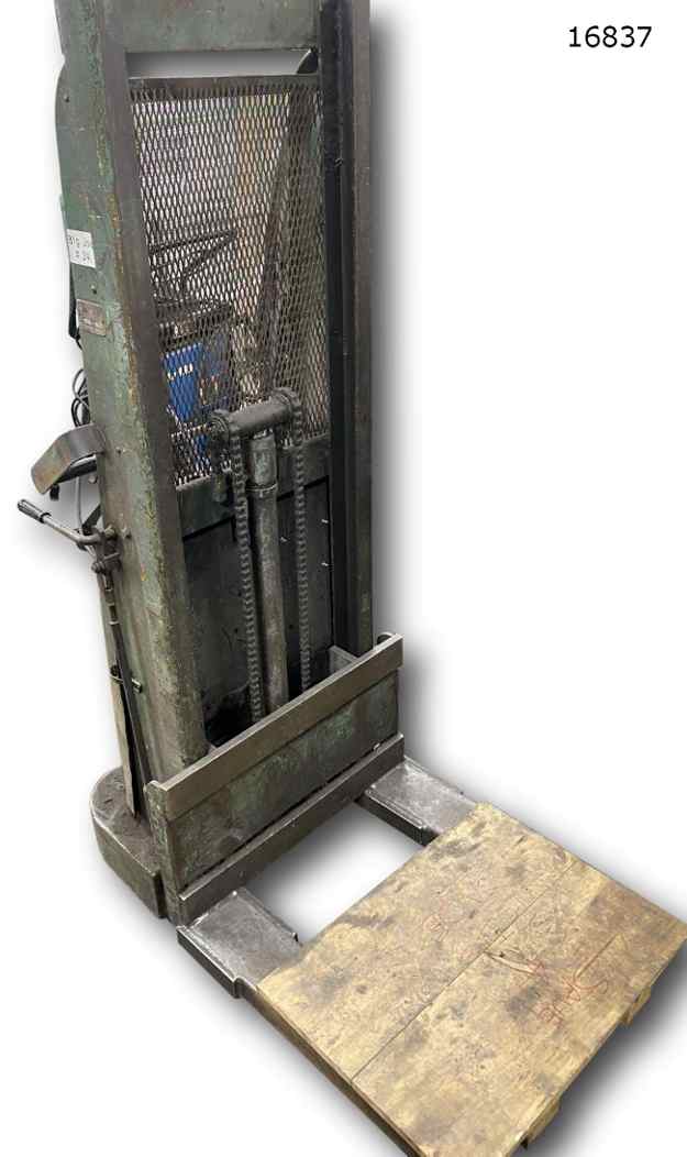 1500 lb. Big Joe 1056, Pallet Jacks, S/N 24728 for Sale Surplus Record