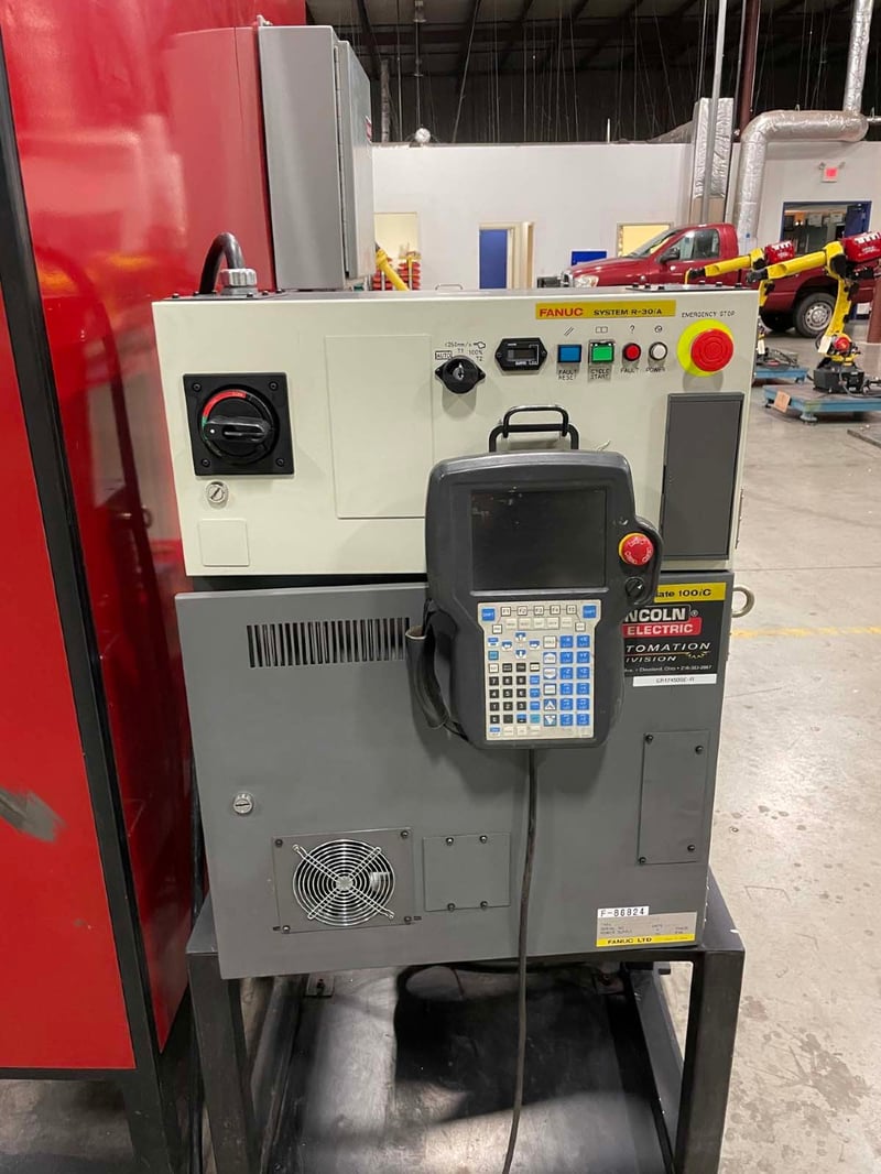 Lincoln Electric Welding Cell With Fanuc Arcmate 100ic R 30ia Robot For Sale Surplus Record 3171