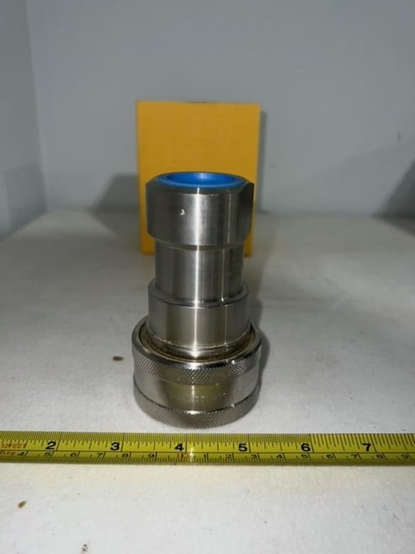 Parker, Hydraulic Quick Connect Hose Coupling, (6) 1-1/2" coupling, unuse