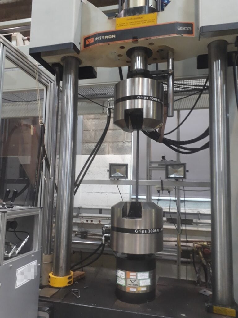 Frank Bacon #SJ-300SG, Hydraulic Wedge Grips, 55KIP (250kN), new