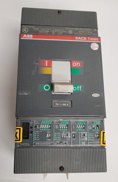250 Amps, ABB molded case circuit breaker for Sale Surplus Record