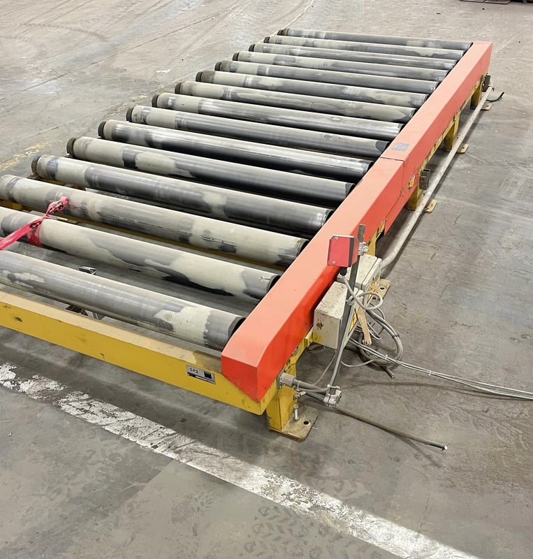 Powered roll case 26' conveyor, 66" wide, forklift pockets for Sale