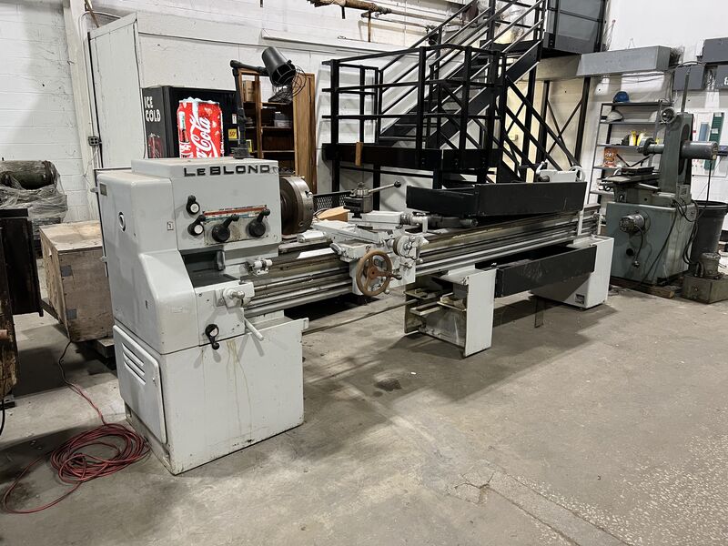 19-1/4" x 102" LeBlond #19E7, engine lathe, 12-1/4" swing over cross slide, 3-jaw chuck,taper attach, #14187C
