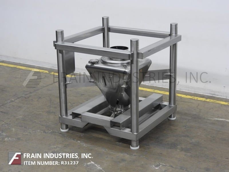 Tote System, 150 liter 316 Stainless Steel tote/bin, 25" W x 25" L x 25