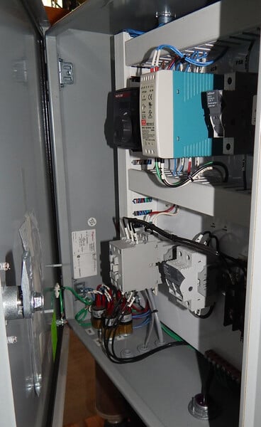 300 scfm, SPXDELTECH RP300, externally heated desiccant air dryer