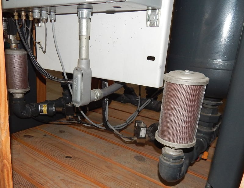 300 scfm, SPXDELTECH RP300, externally heated desiccant air dryer