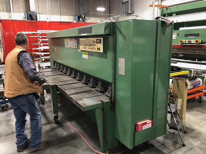 1/4" x 10' Cincinnati #250, Hydraulic Power Squaring Shear with Digital Back Gauge, 1984
