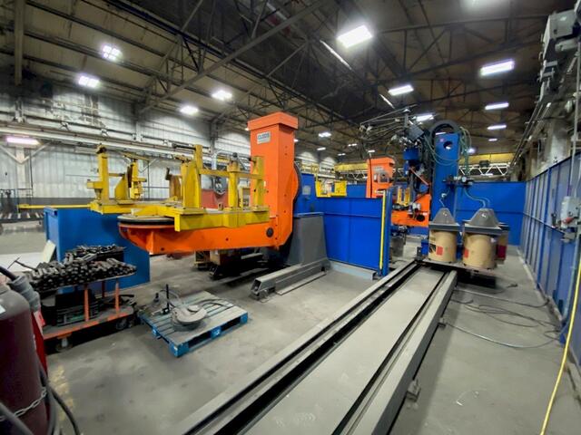 Cloos, QRC 410, high performance dual station robotic welding cell, 7-Axis, 2012