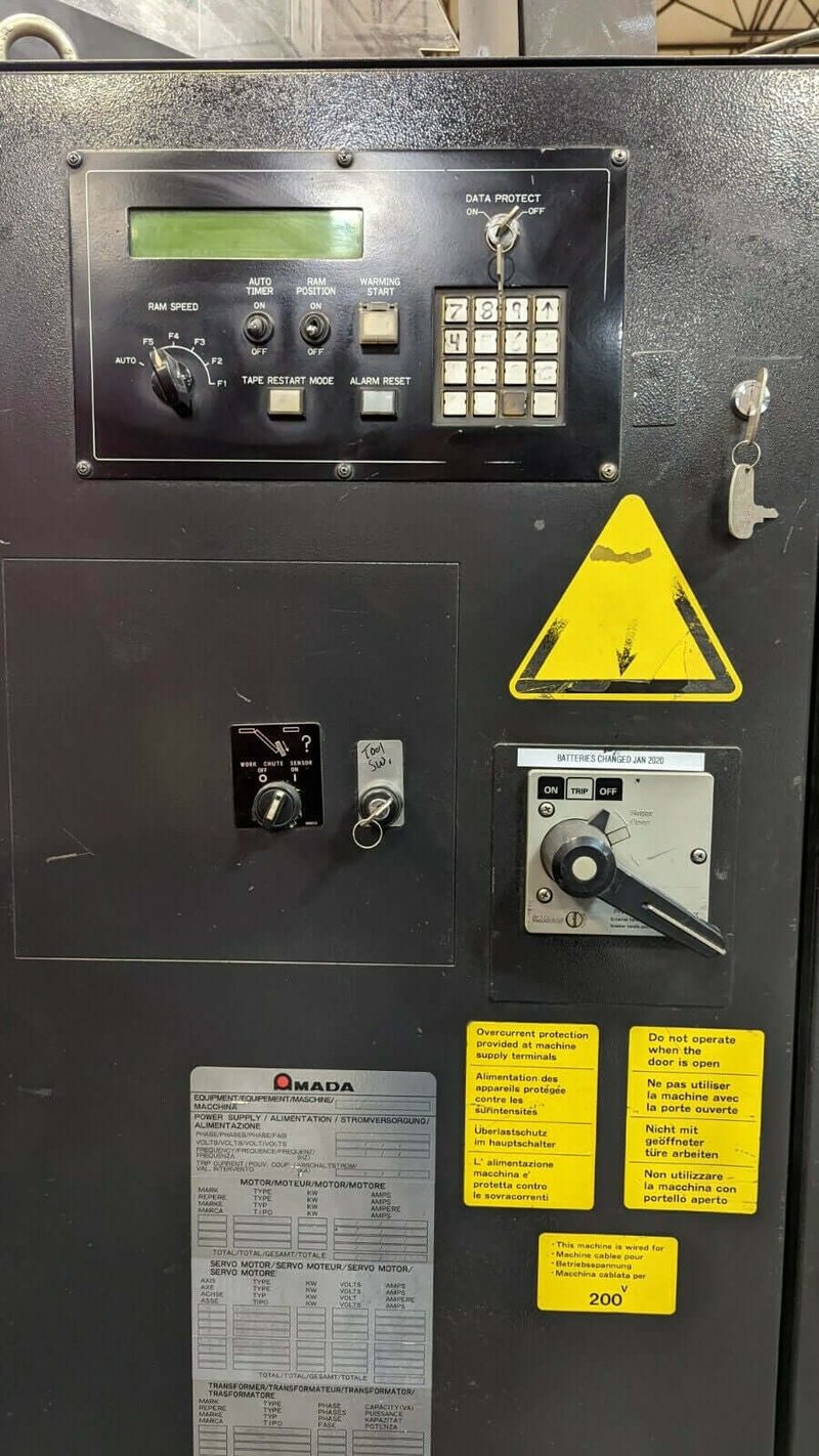Amada 367ApelioIII, CNC Co2 laser turret punch combo, 2000 watt, 58 station, 2 automatic
