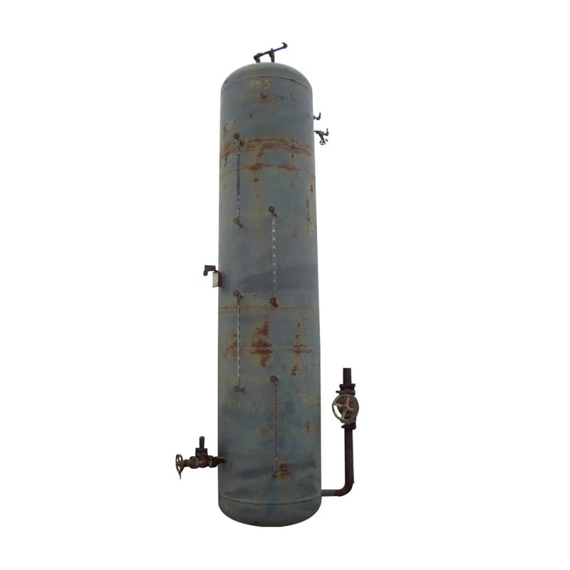 745 gallon E.L. Nickell C-2584-A, Vertical Receiver, 38" diameter x 146" L Tank, 250 psi @ 650 F