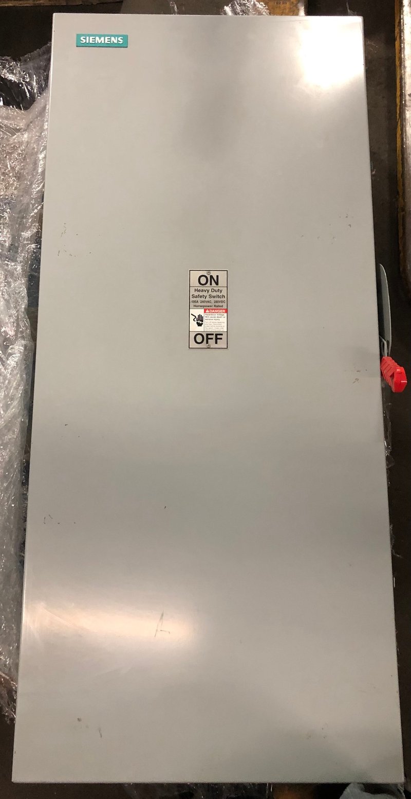 400 Amp. Siemens, HF325N, 3 pole, 240 Volts fusible