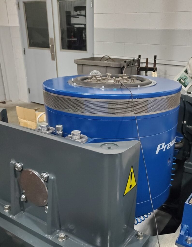 4.4 KIP Frank Bacon #ITS-2000, Vibration Test System, power amplifier
