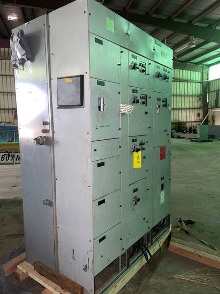 Siemens, Motor Control Center, 480 V, 3 phase, 200-600 amps for Sale ...