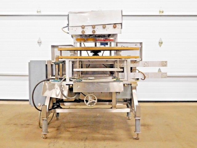 New England Machinery #NEILC-4-L, inline capacity tightener, 4 spindle, 250 container/minute