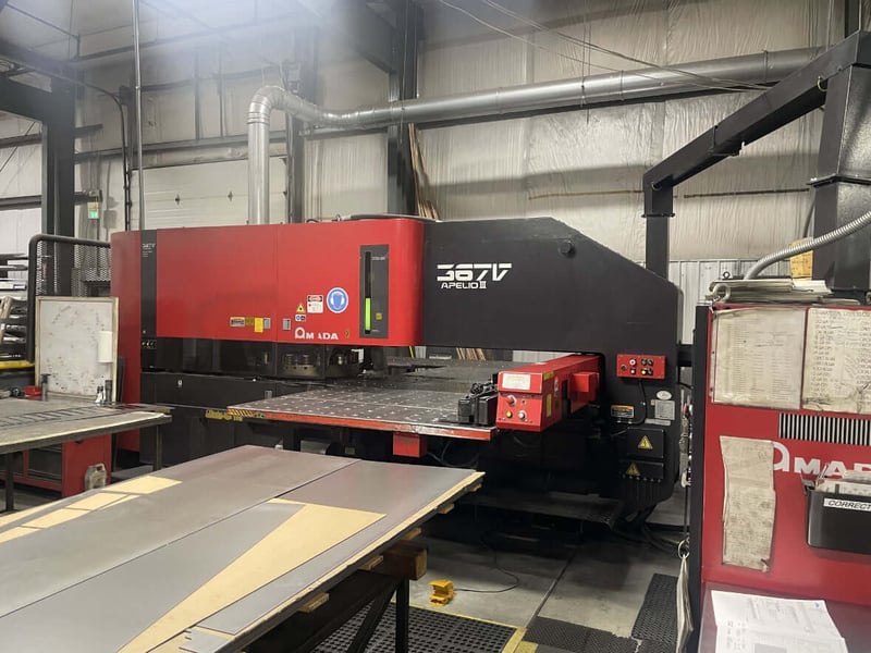 Amada #367-Apelio-III, CNC Co2 laser & turret punch, 2000 watt, 60