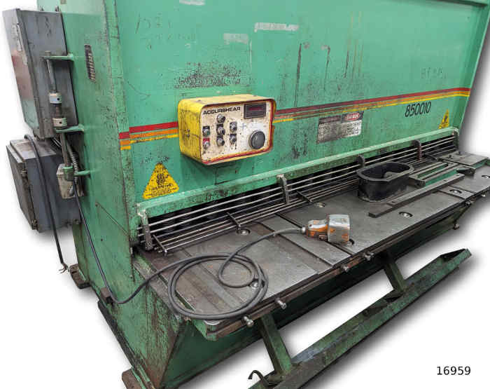 1/2" x 10' Accurpress Accurshear #850010, 1" x  4" knife, 124" knife length, 36" Back Gauge, 16 downholds