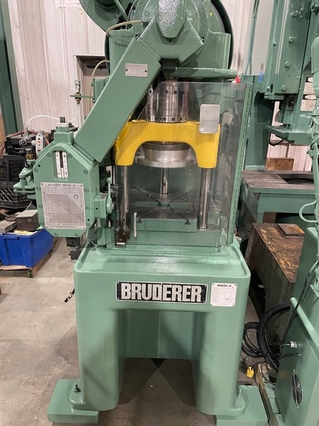 30 Ton, Bruderer #BSTA30, 1.57" stroke, 8" Shut Height, 1.57" adj., 100-800 SPM, air clutch & brake, 1985