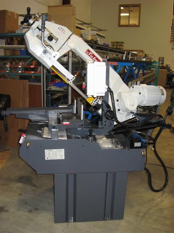 12.2" x 8.25" Saber #CY-300, 2 HP, 220 1 phase, double miter (60 right 45 left) fixed speed (196 SFPM)